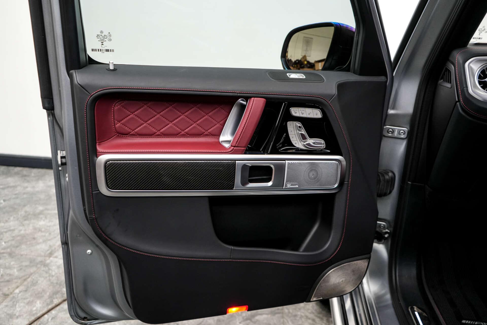 Mercedes-Benz G-Class view 18