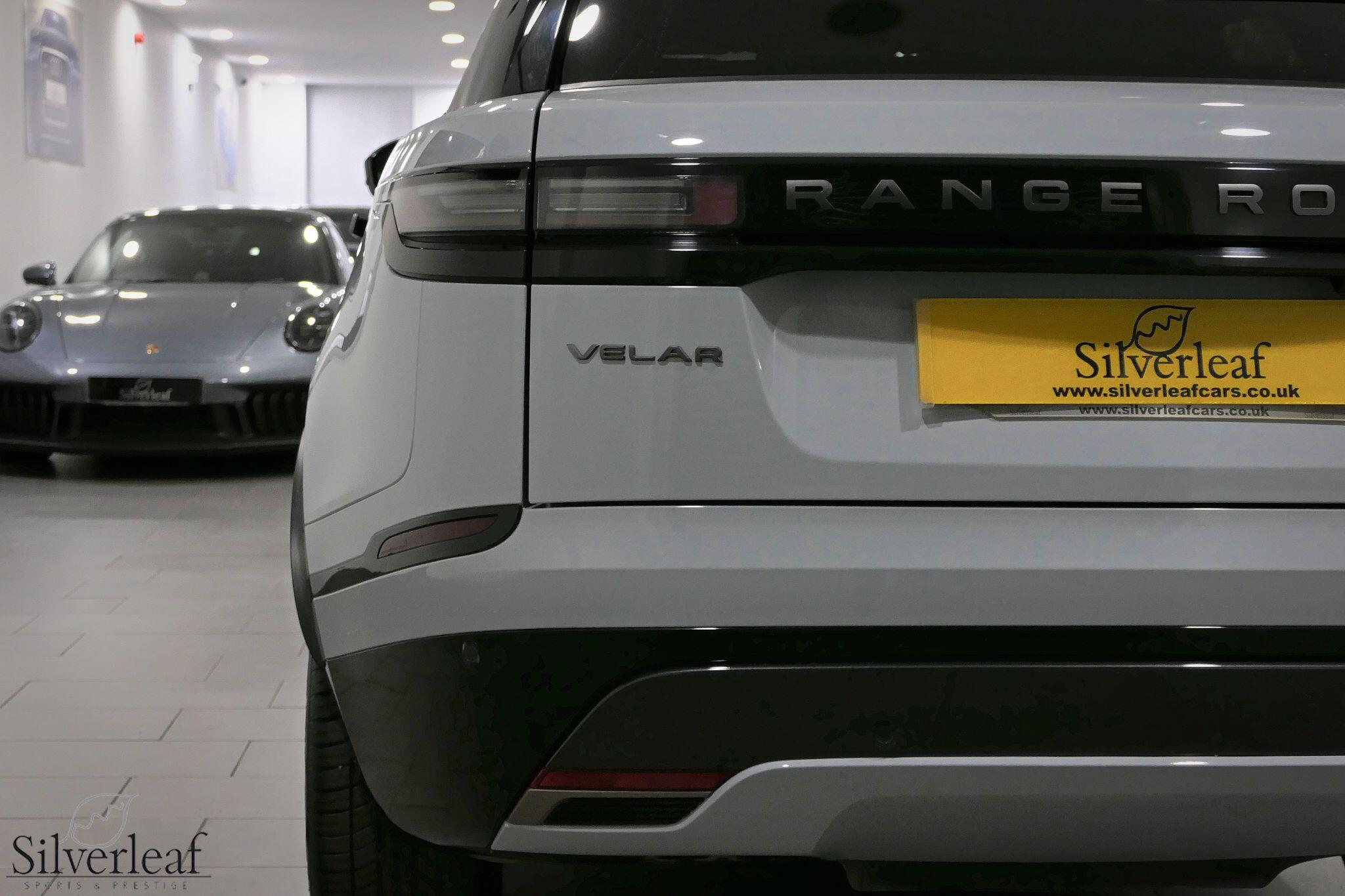 Land Rover Range Rover Velar view 31