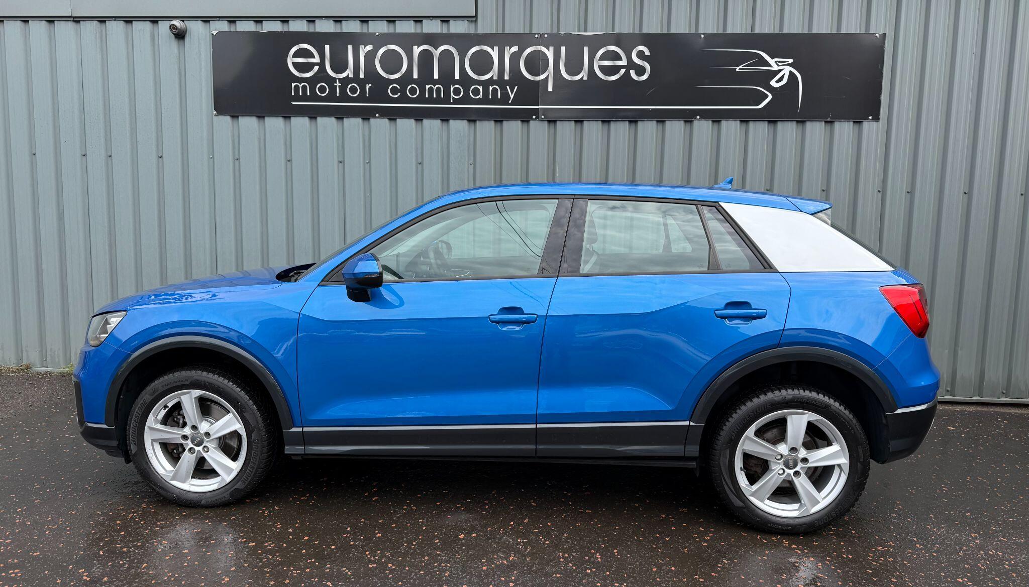 Audi Q2 view 8