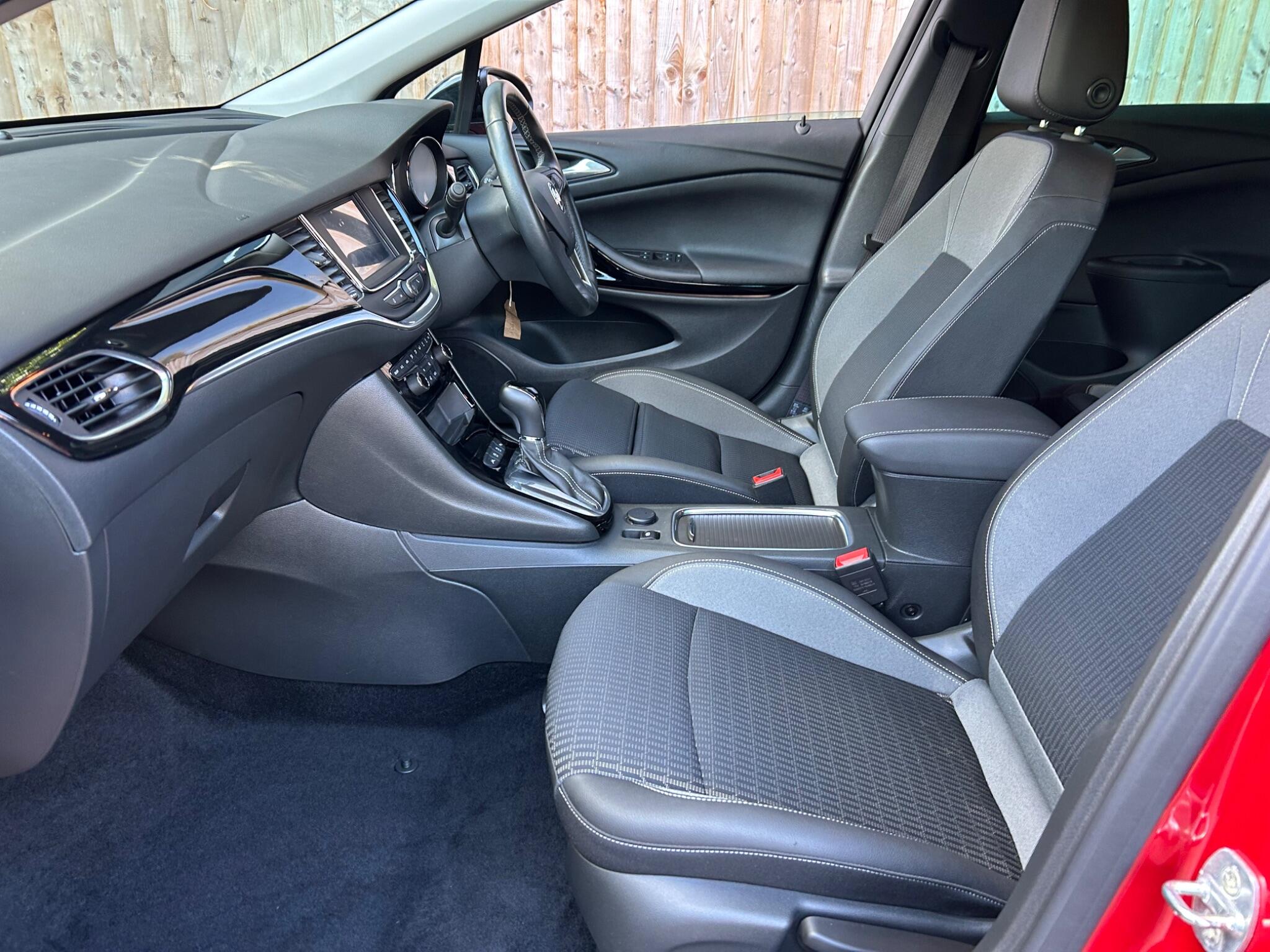 Vauxhall Astra view 33