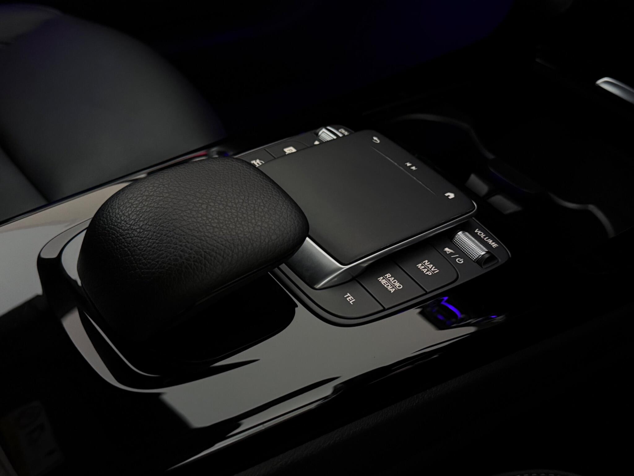 Mercedes-Benz Cla view 23