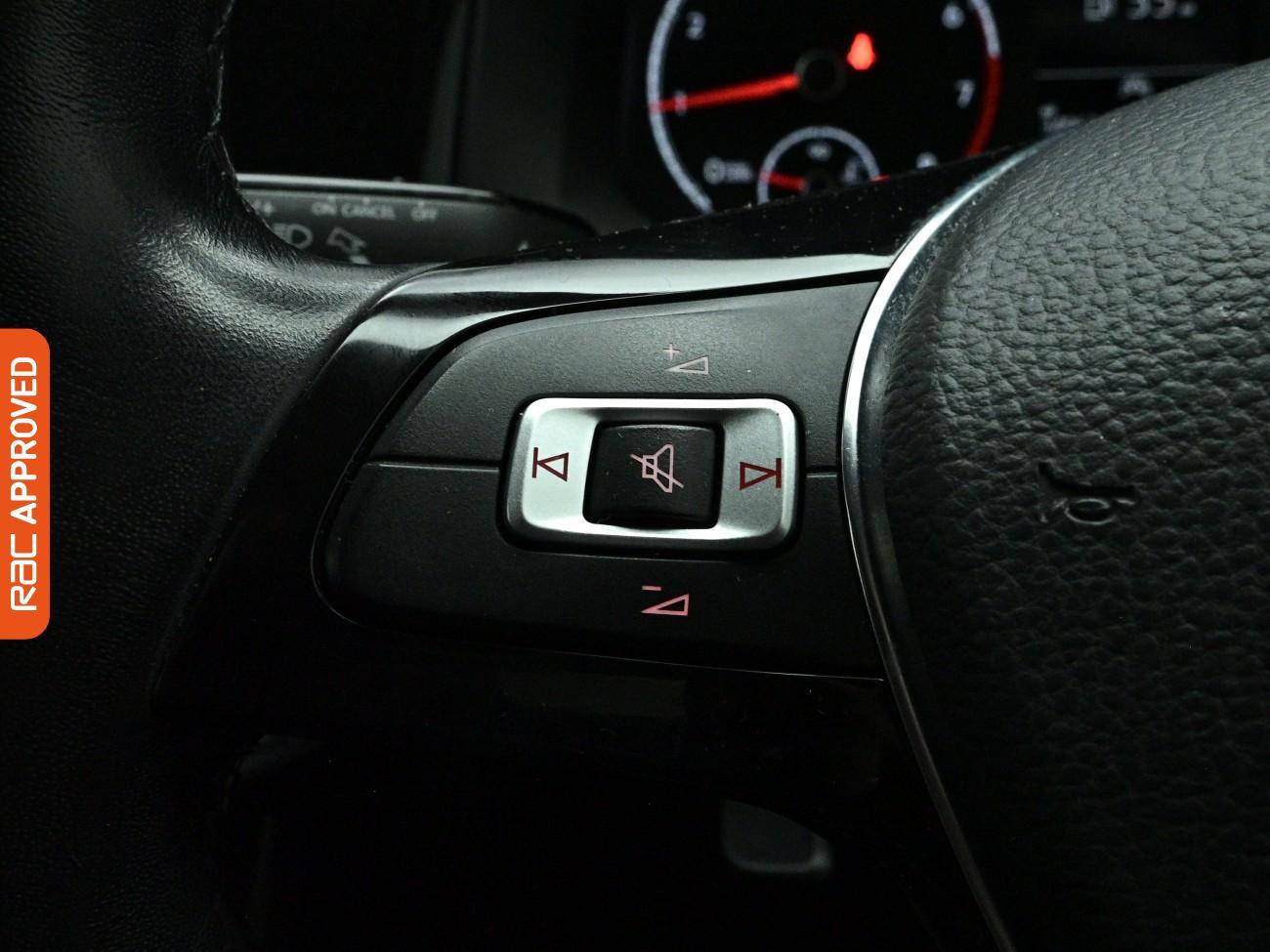 Volkswagen Polo view 21
