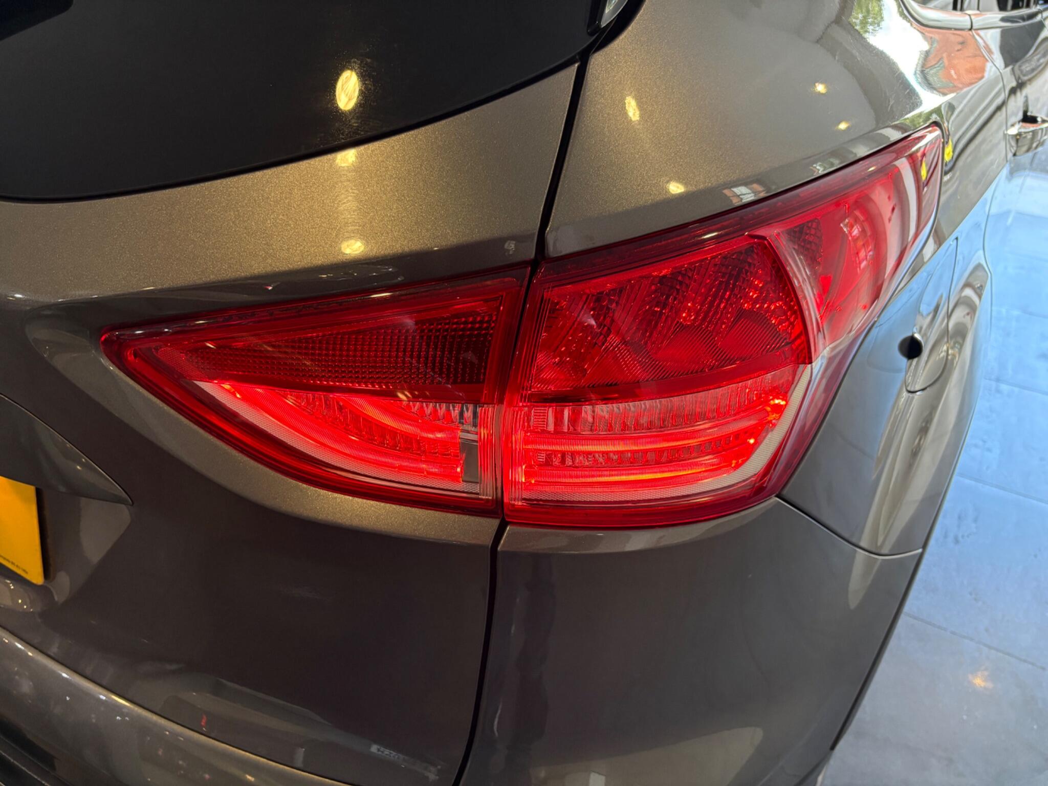 Ford Kuga view 10