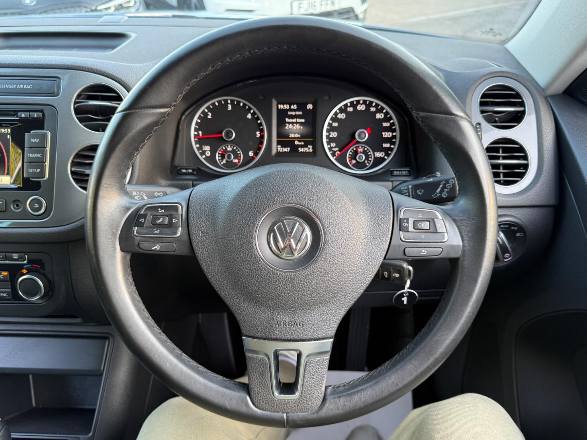 Volkswagen Tiguan - Image 71