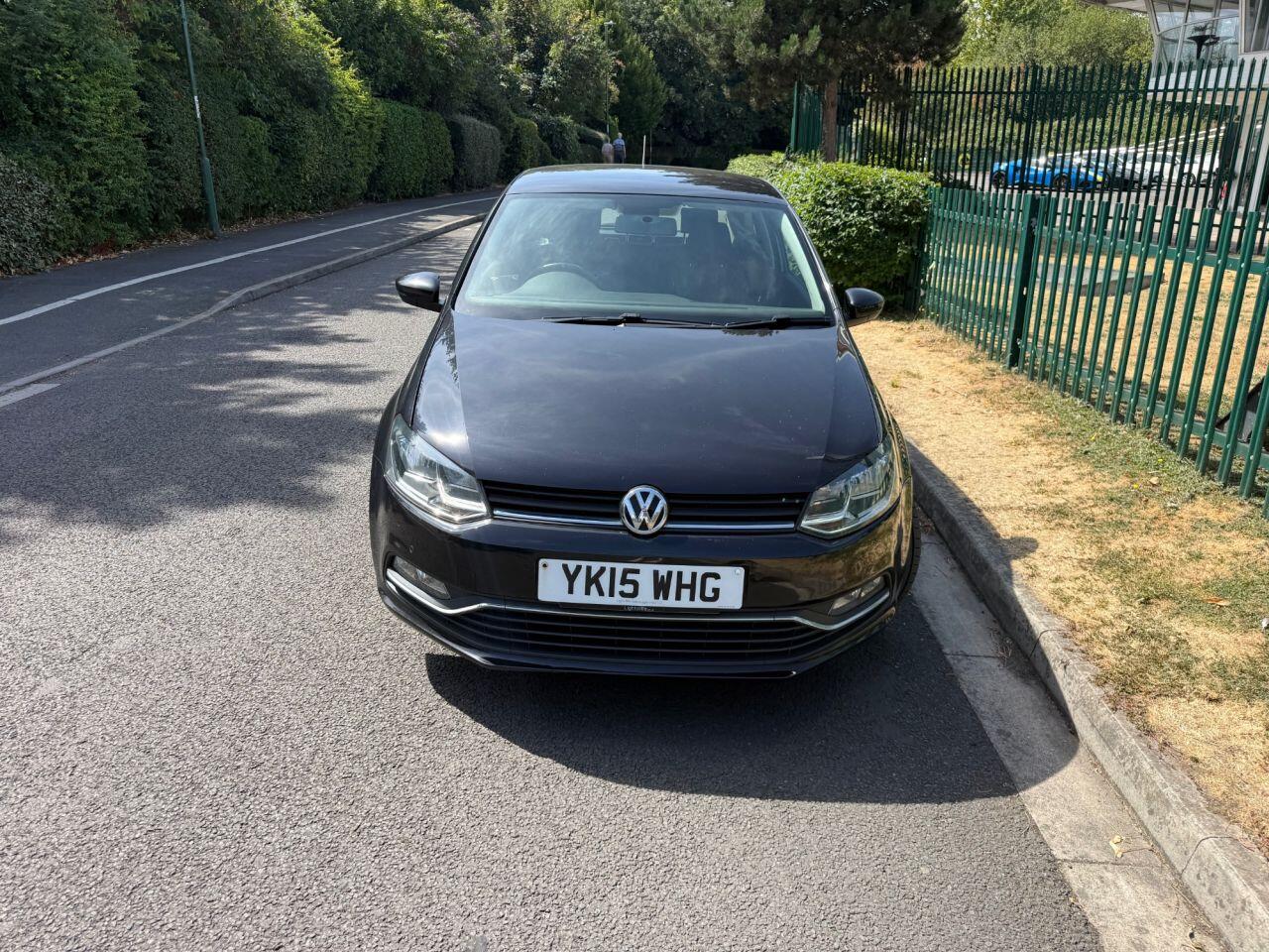 Volkswagen Polo view 5