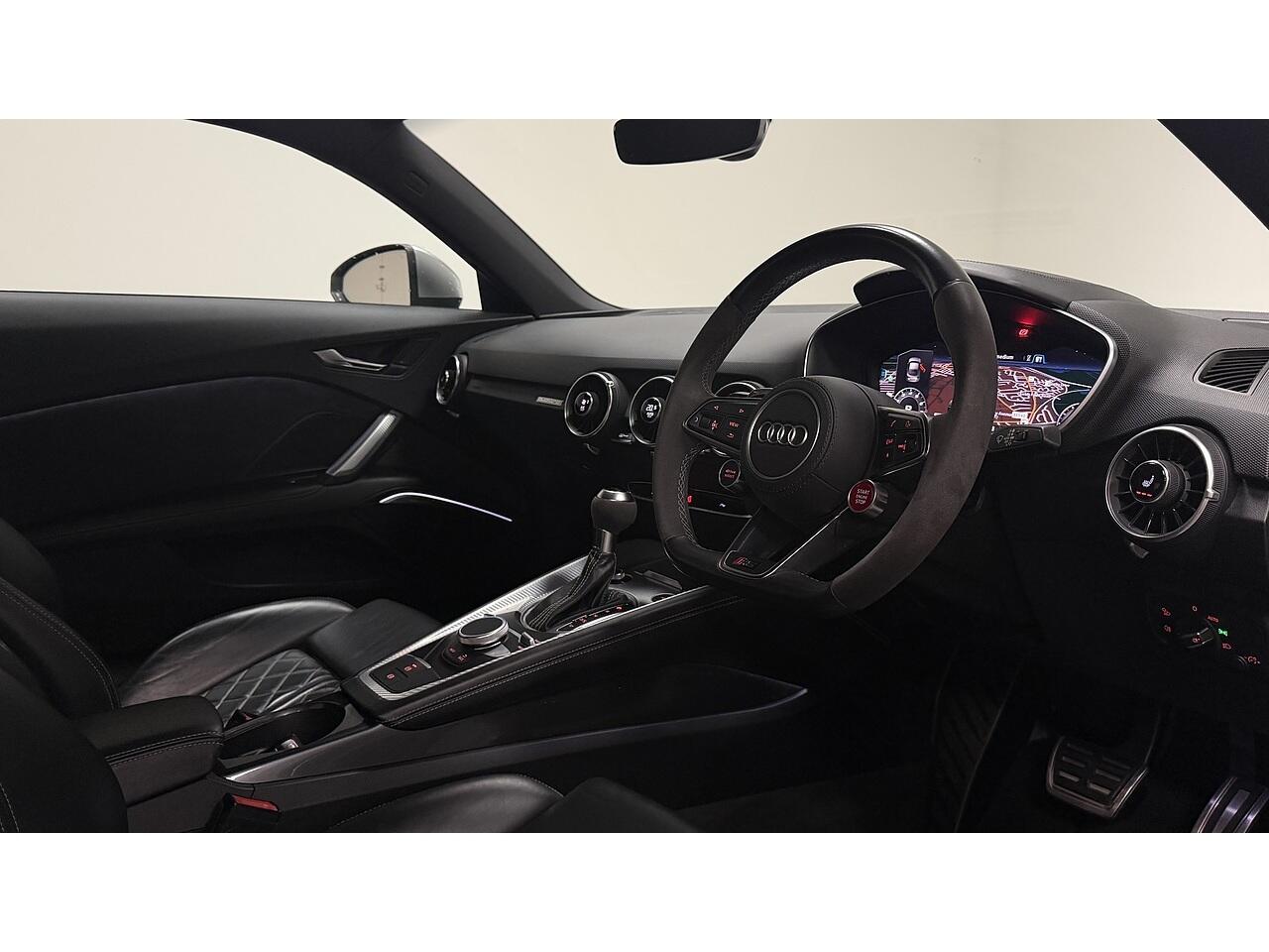 Audi TT RS view 14