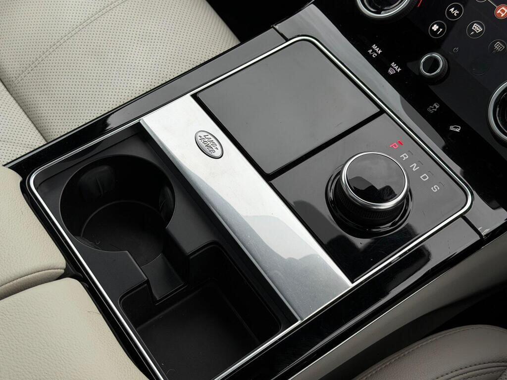 Land Rover Range Rover Velar view 42