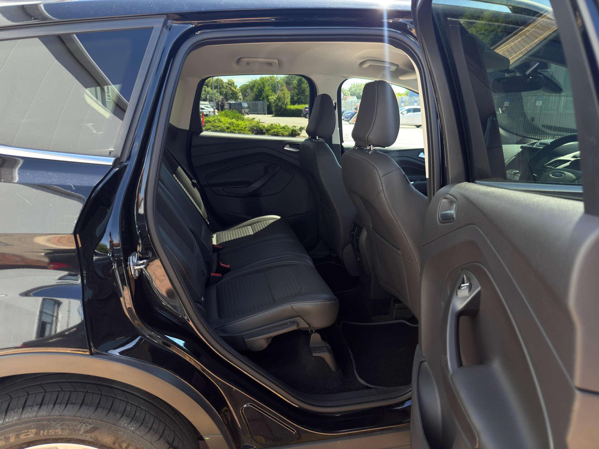 Ford Kuga view 30