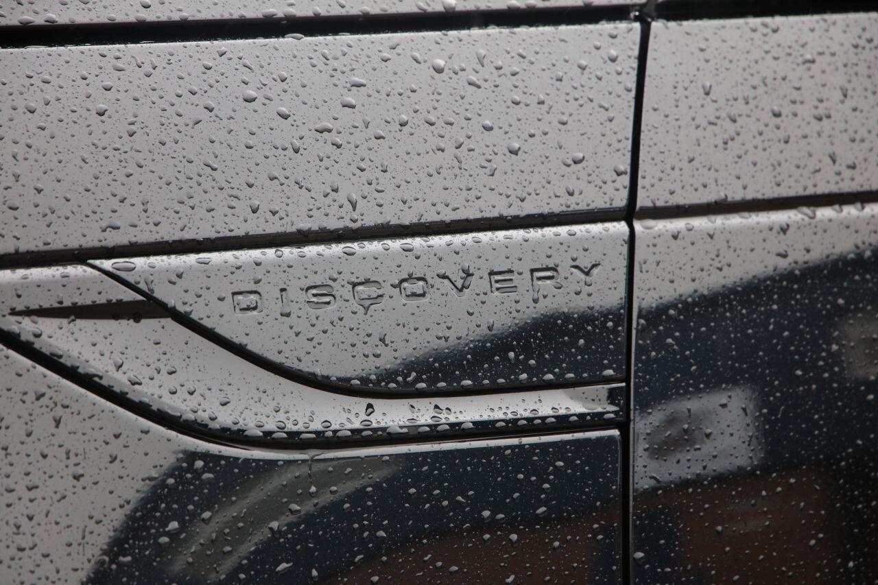 Land Rover Discovery view 27
