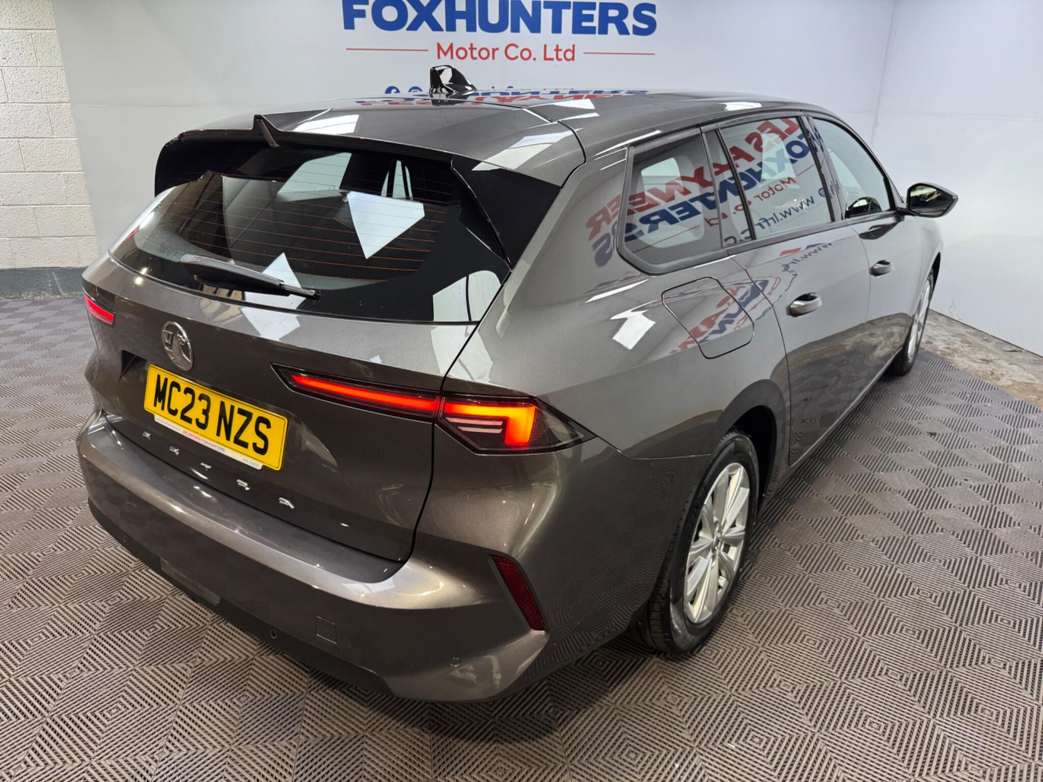 Vauxhall Astra view 24