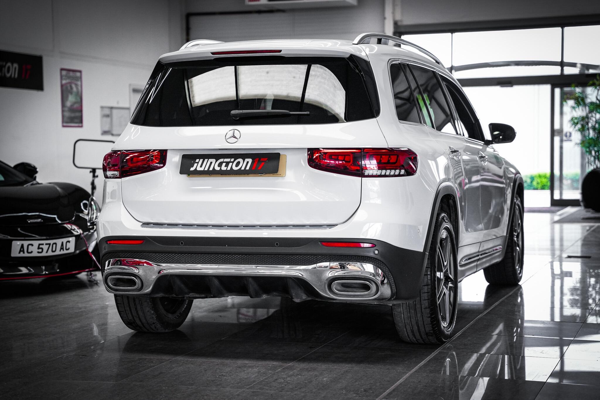Mercedes-Benz GLB view 16