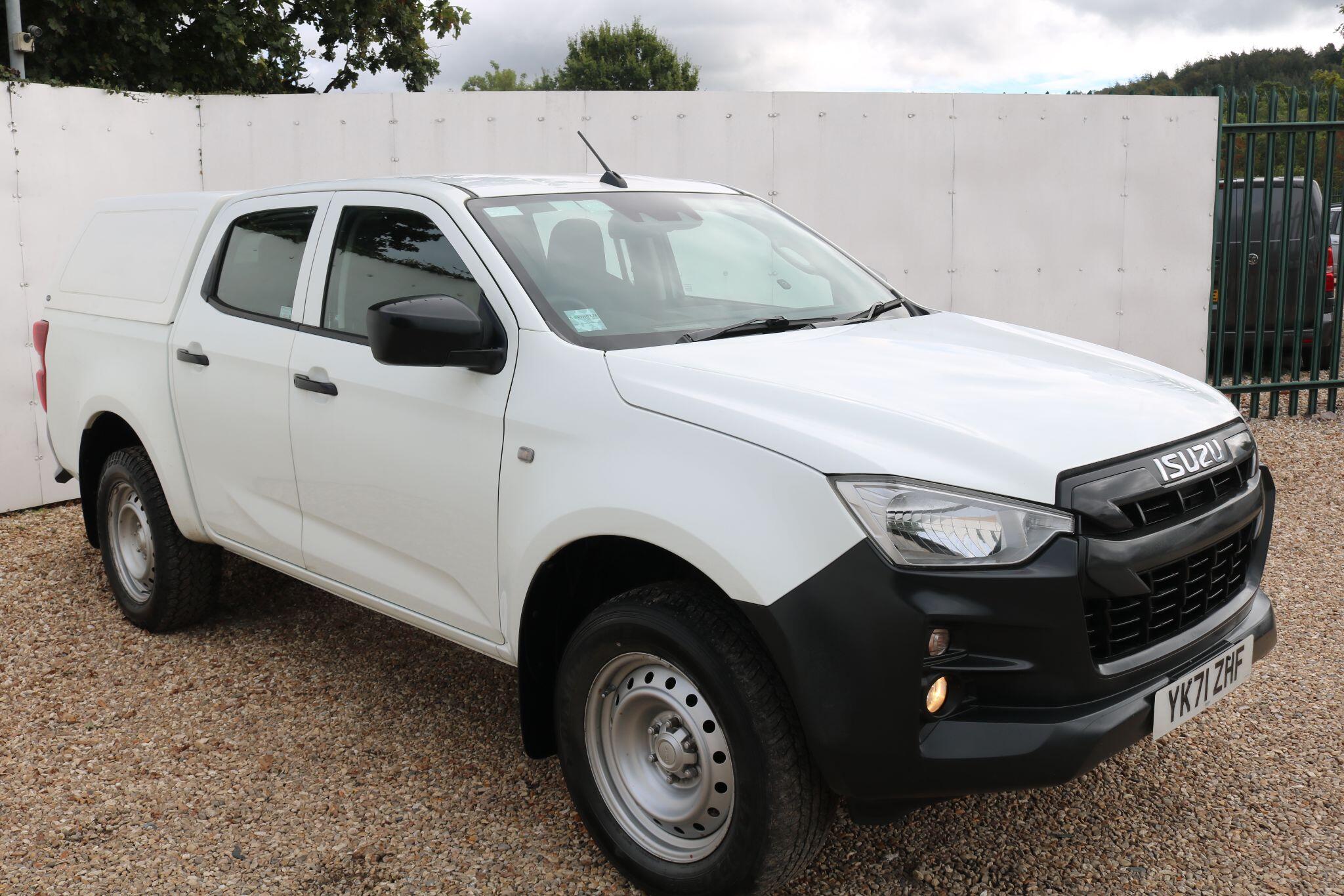 Isuzu D-Max view 4