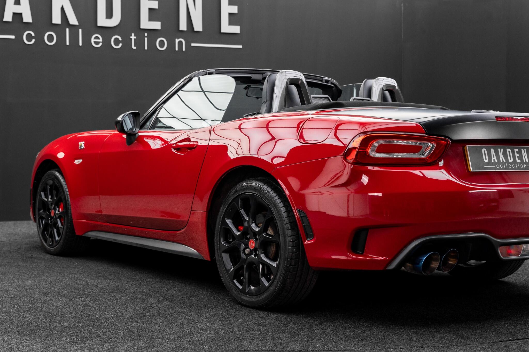 Abarth 124 Spider view 26