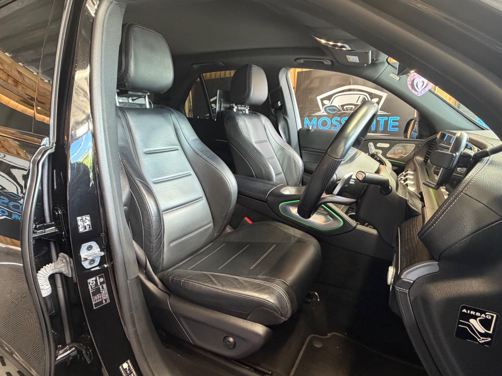 Mercedes-Benz Gle view 12