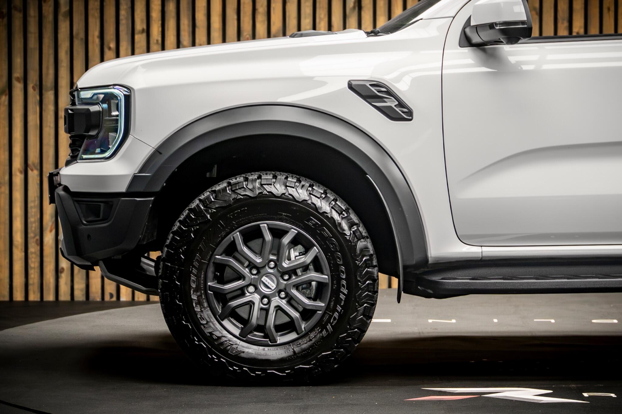 Ford Ranger view 9