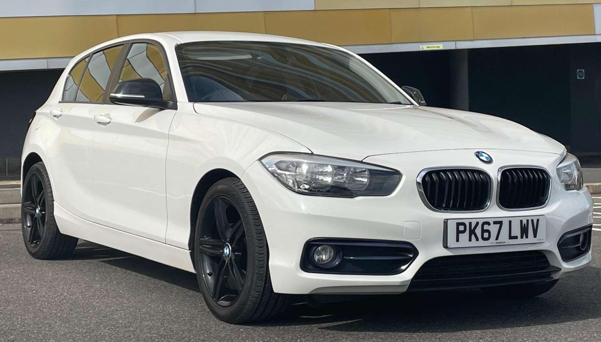 BMW 1 Series view 14