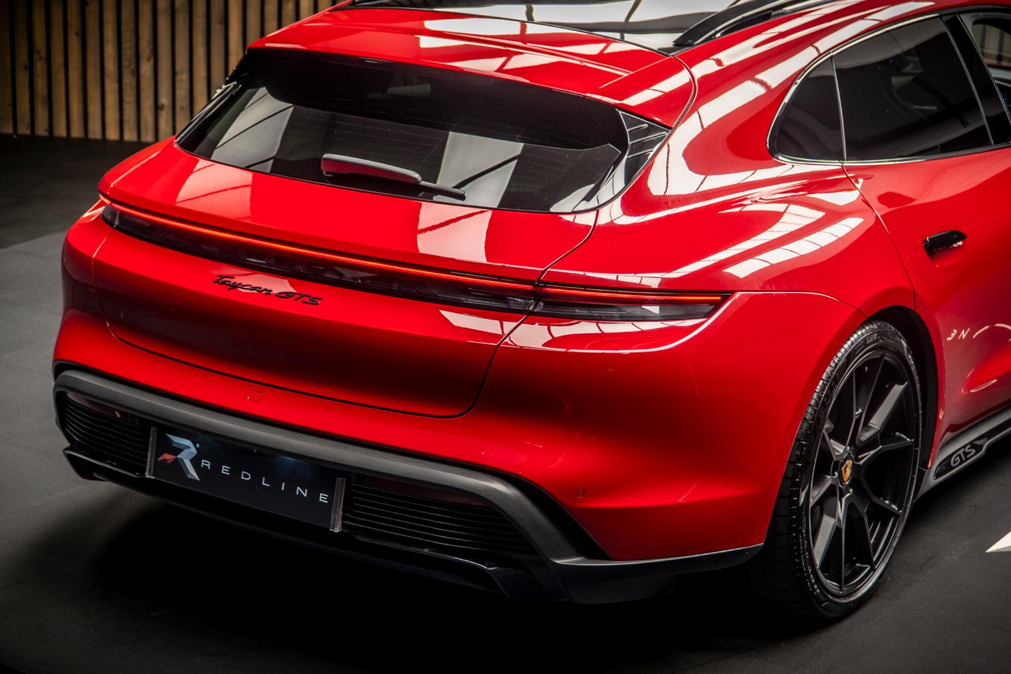 Porsche Taycan view 22