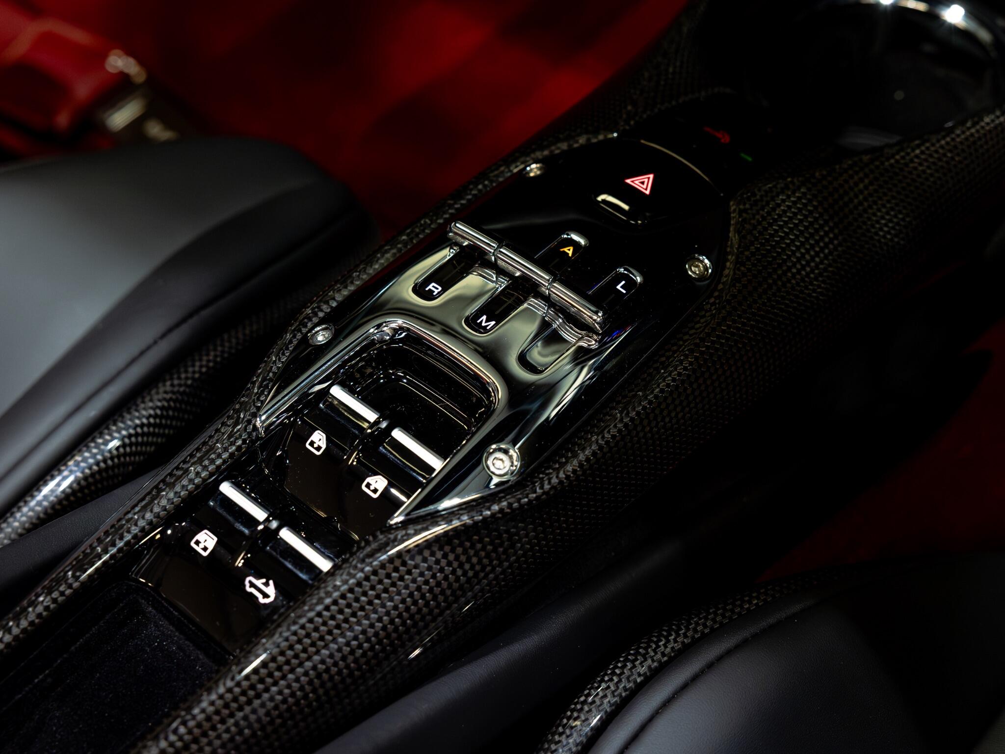 Ferrari 296 GTS view 33