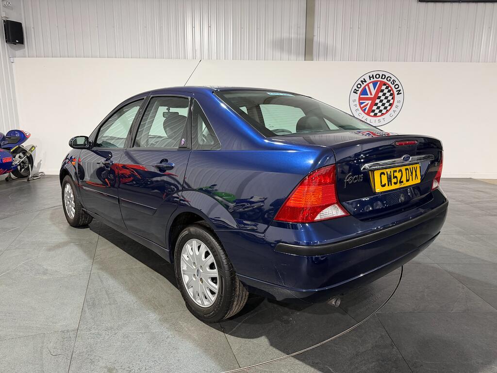 Ford Focus view 4