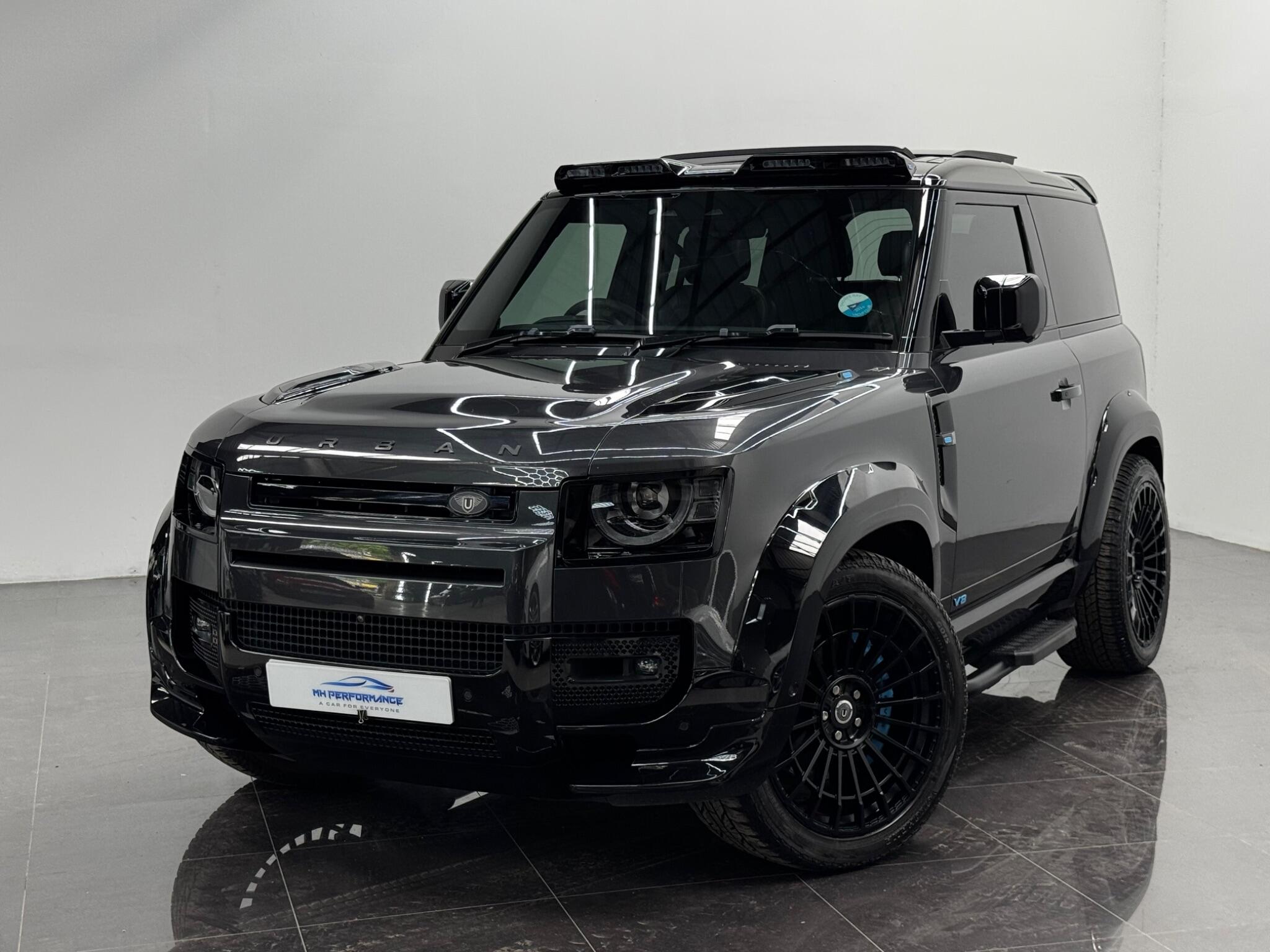 Land Rover Defender view 71