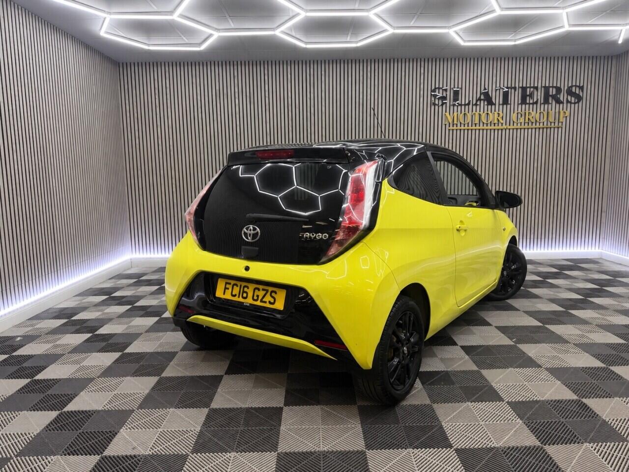 Toyota Aygo view 28