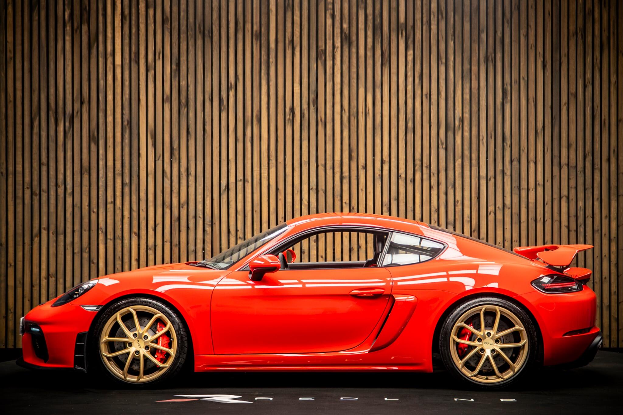 Porsche Cayman view 7