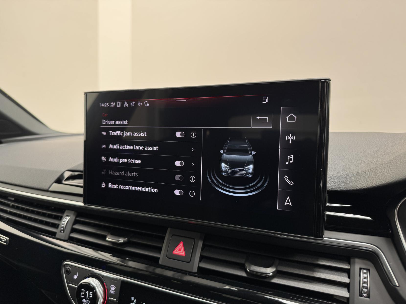 Audi A4 Avant view 29