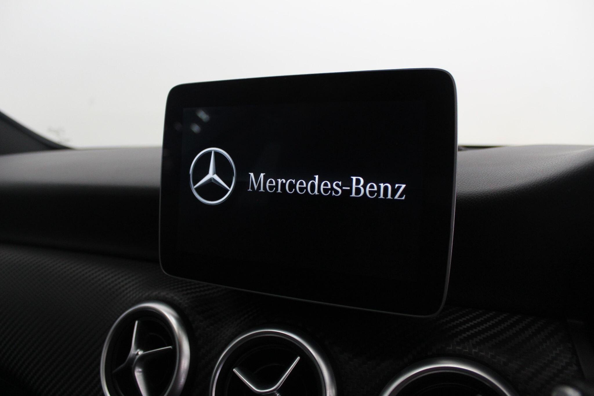 Mercedes-Benz A-Class view 33