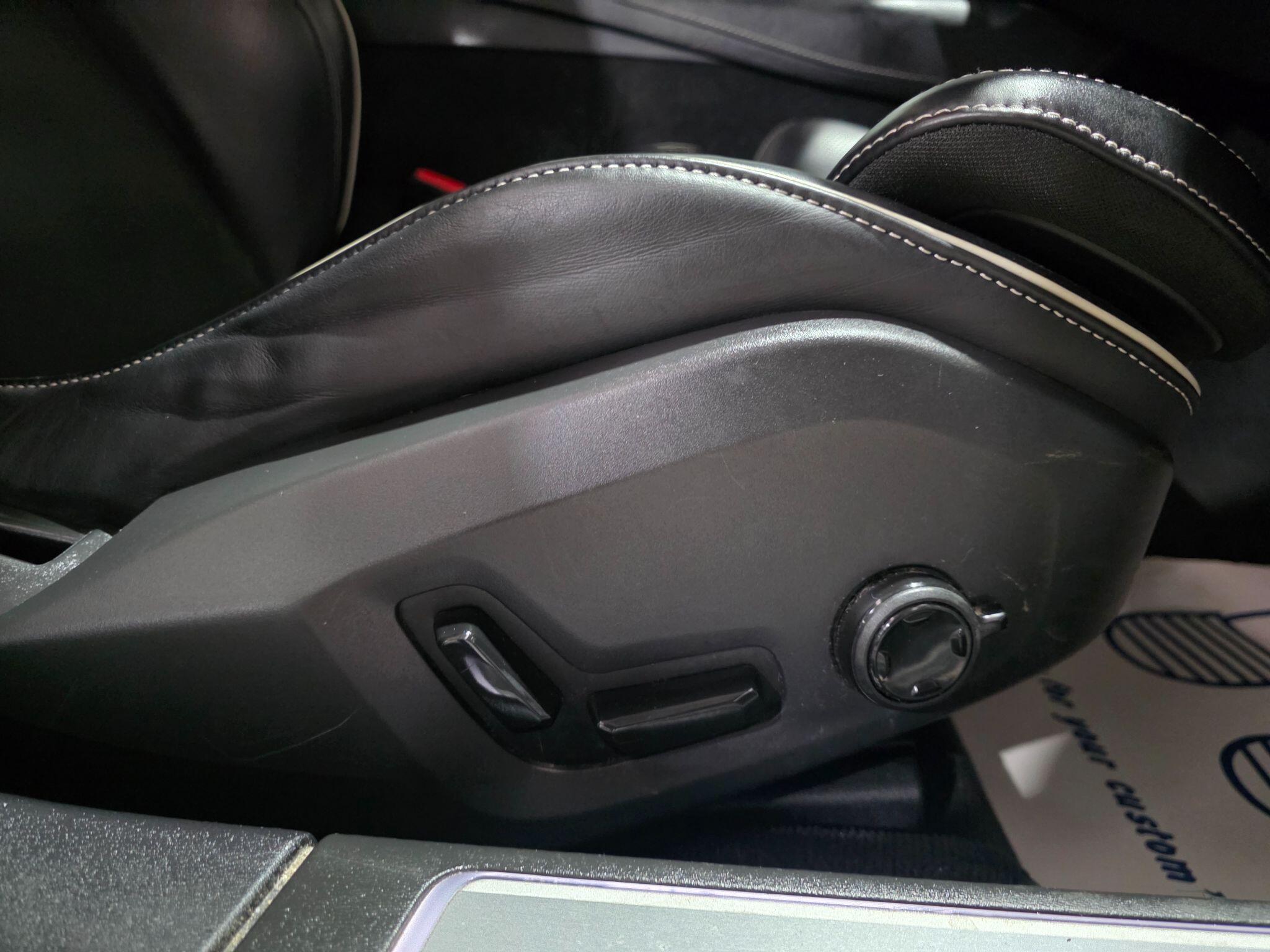 Volvo S90 view 19