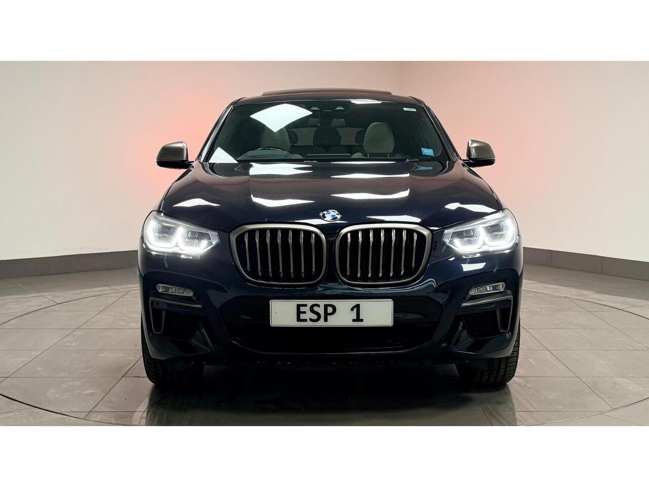 BMW X4 view 12