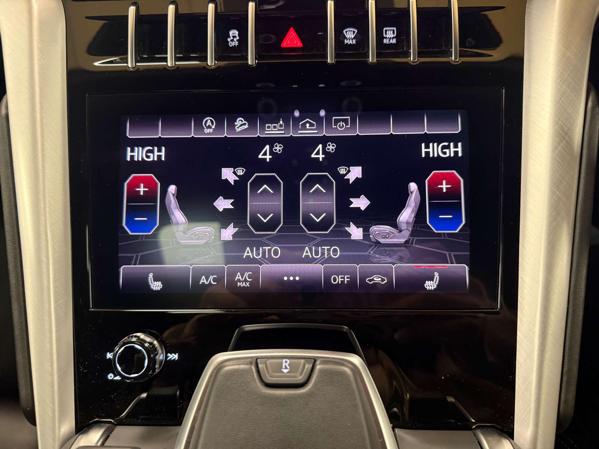 Lamborghini Urus view 26
