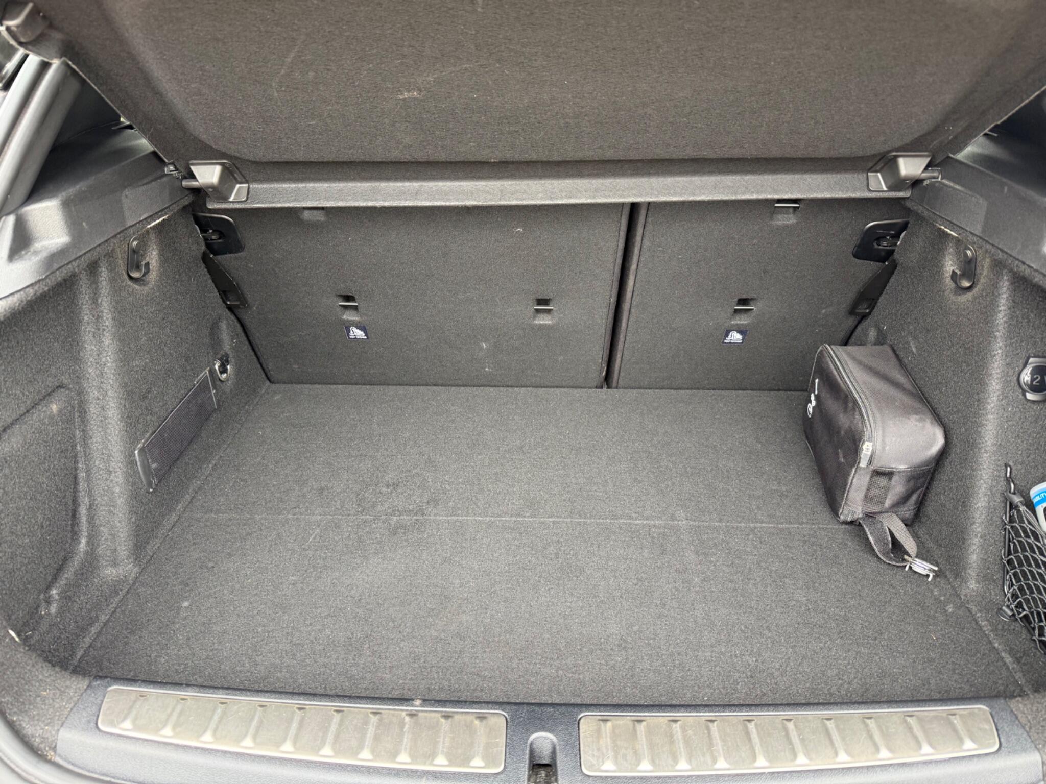 BMW 1 Series view 15