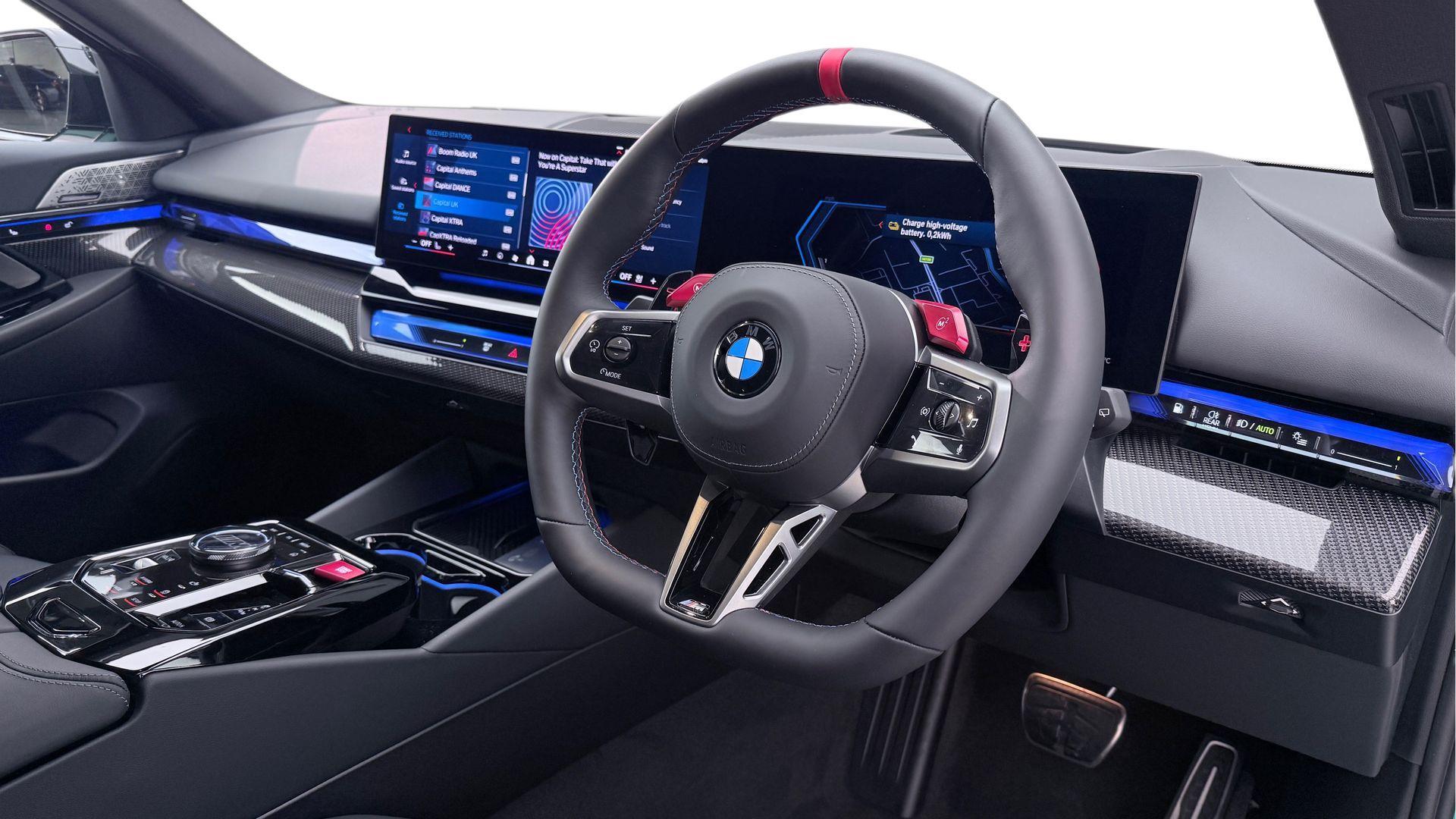 BMW M5 view 6