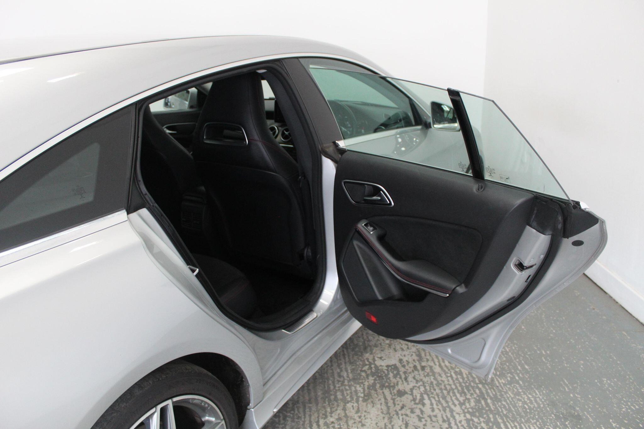 Mercedes-Benz CLA view 25