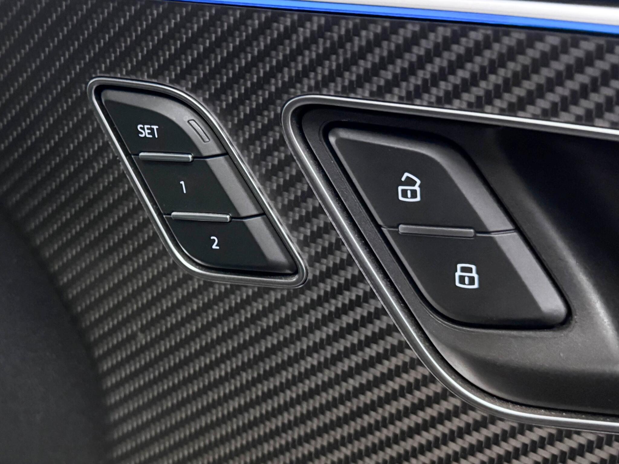 Audi RSQ8 view 24