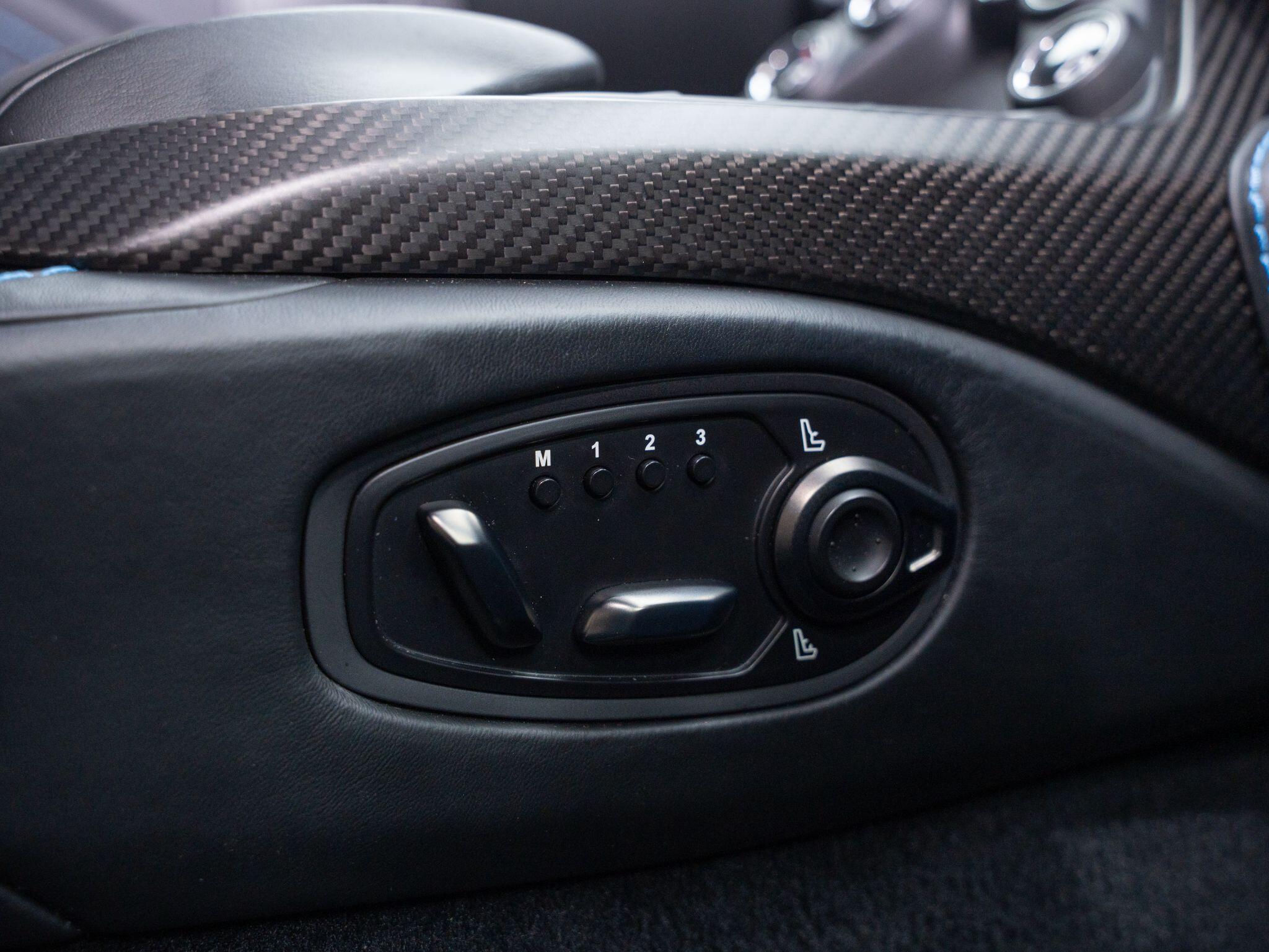 Aston Martin Vantage view 33