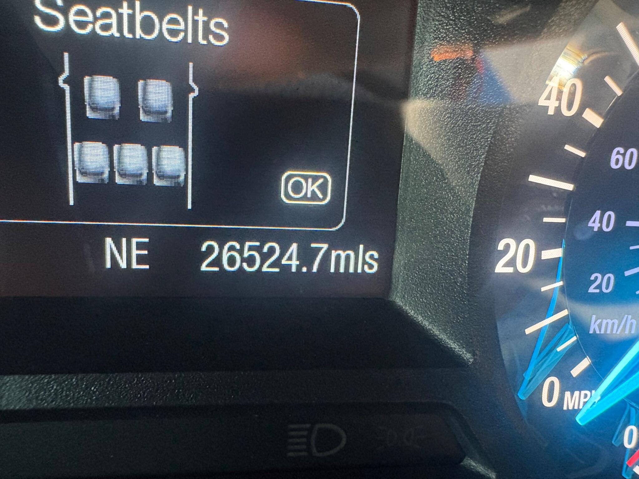 Ford Mondeo view 26