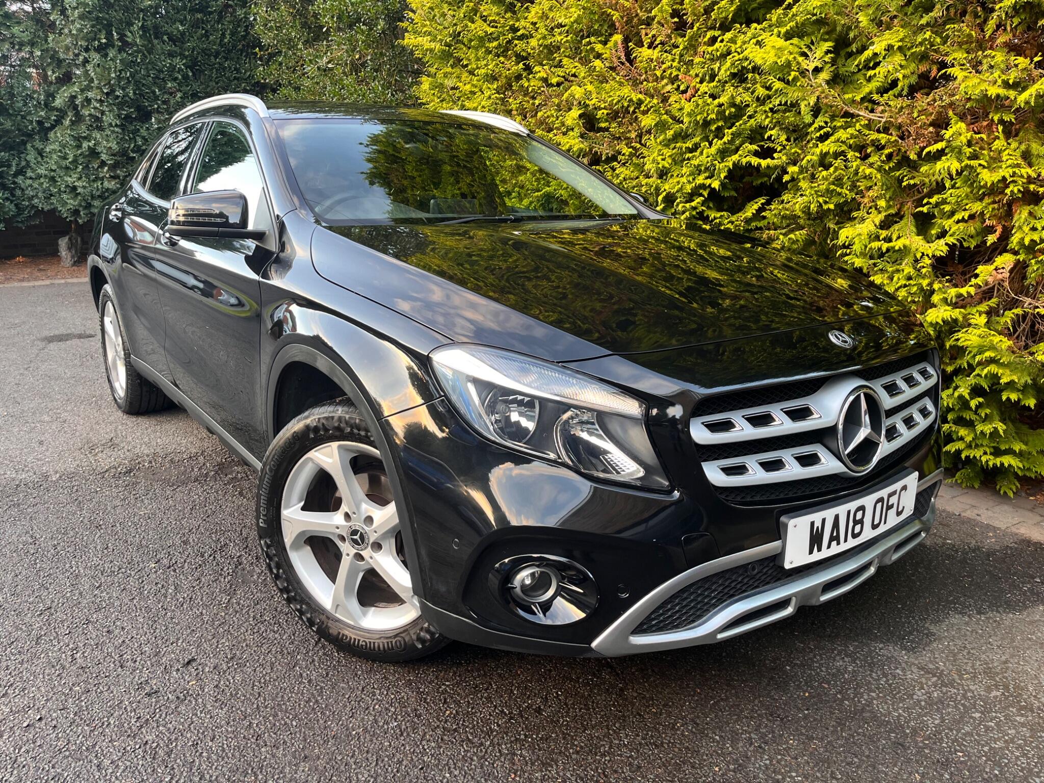 Mercedes-Benz Gla view 22