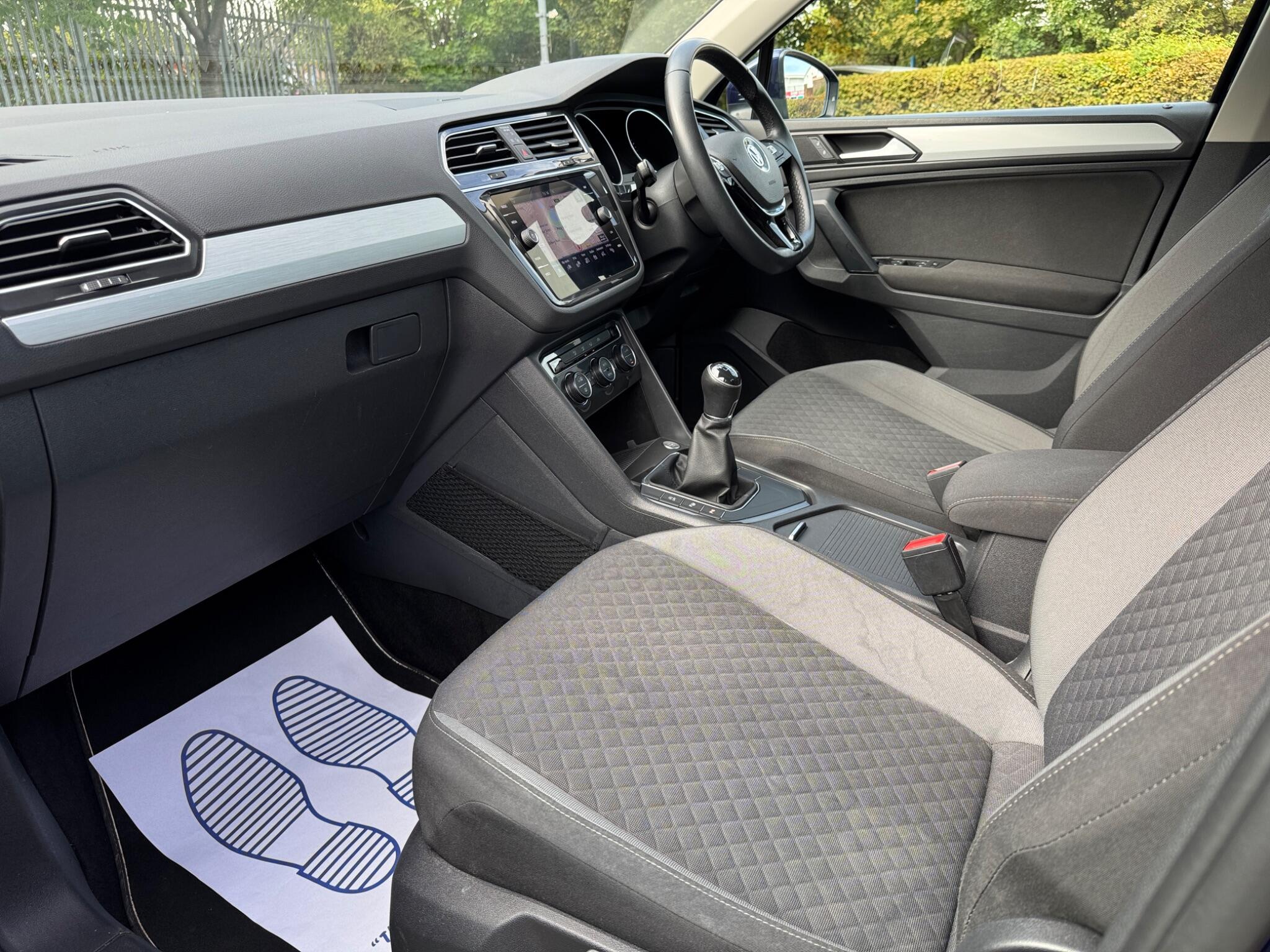 Volkswagen Tiguan view 48