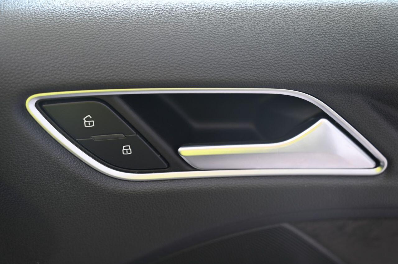 Audi S3 view 32
