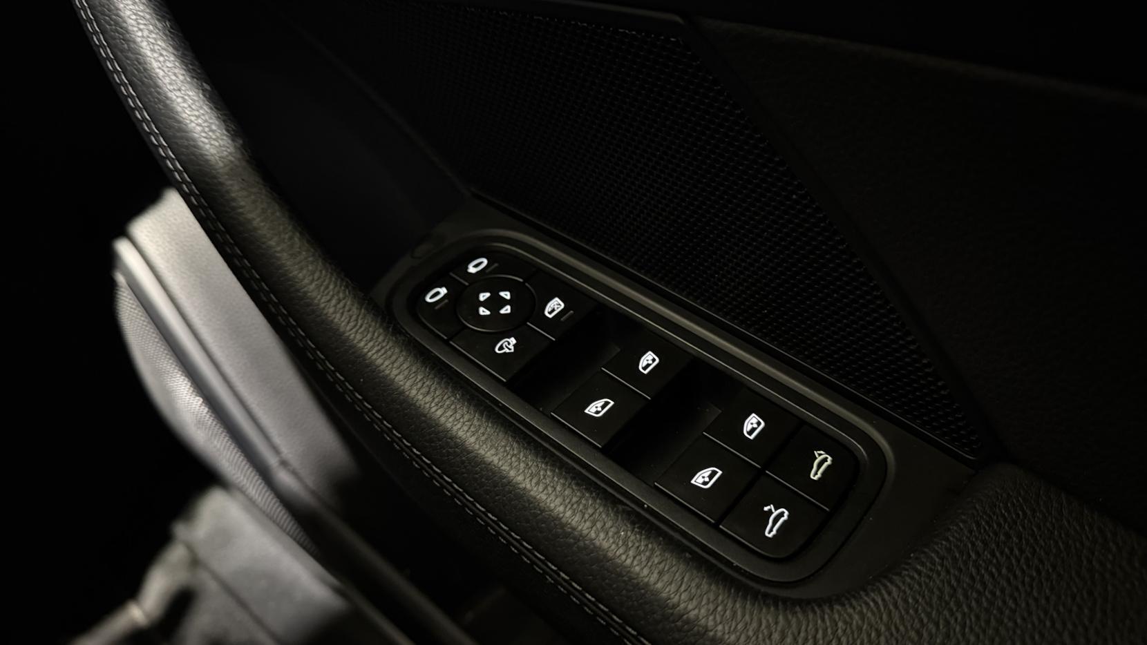 Porsche Panamera view 23