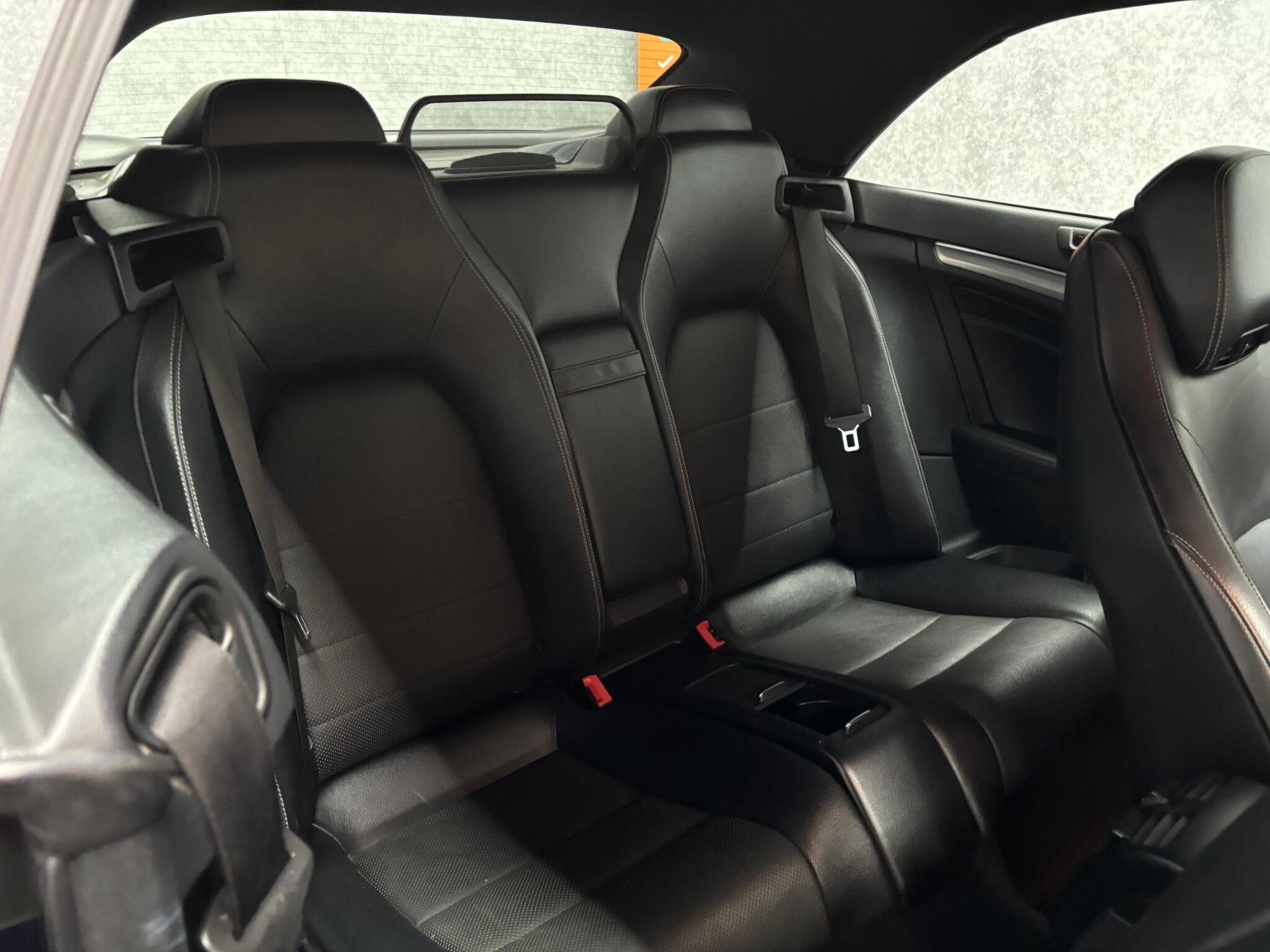 Mercedes-Benz E Class view 10