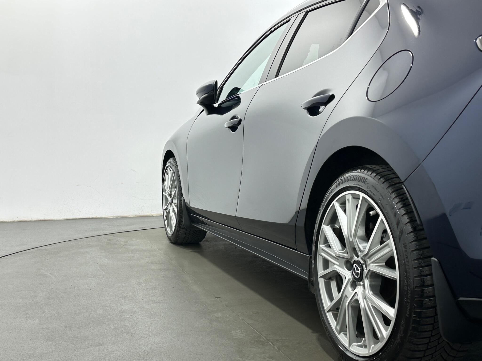 Mazda Mazda3 view 48