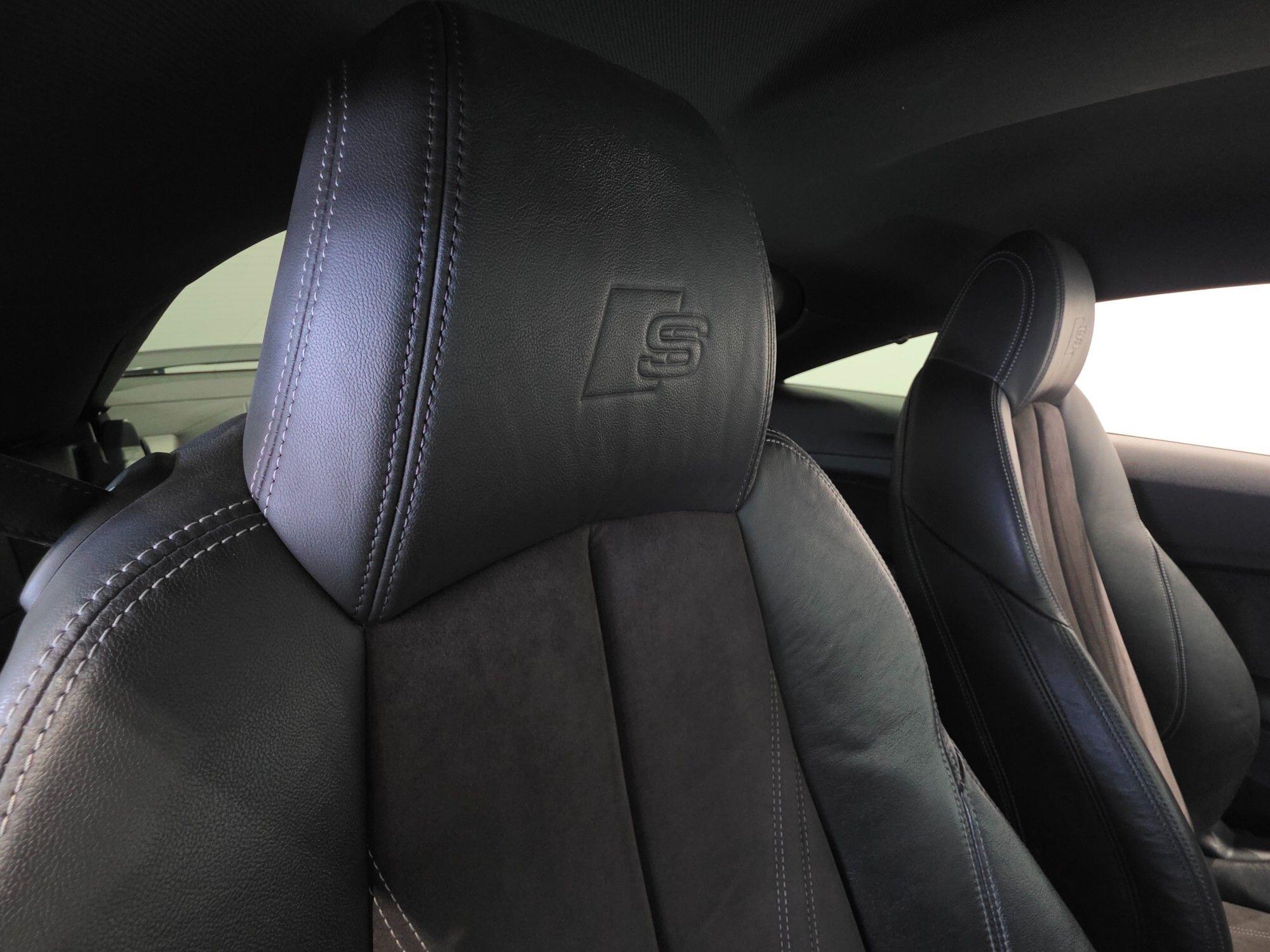 Audi TT view 27