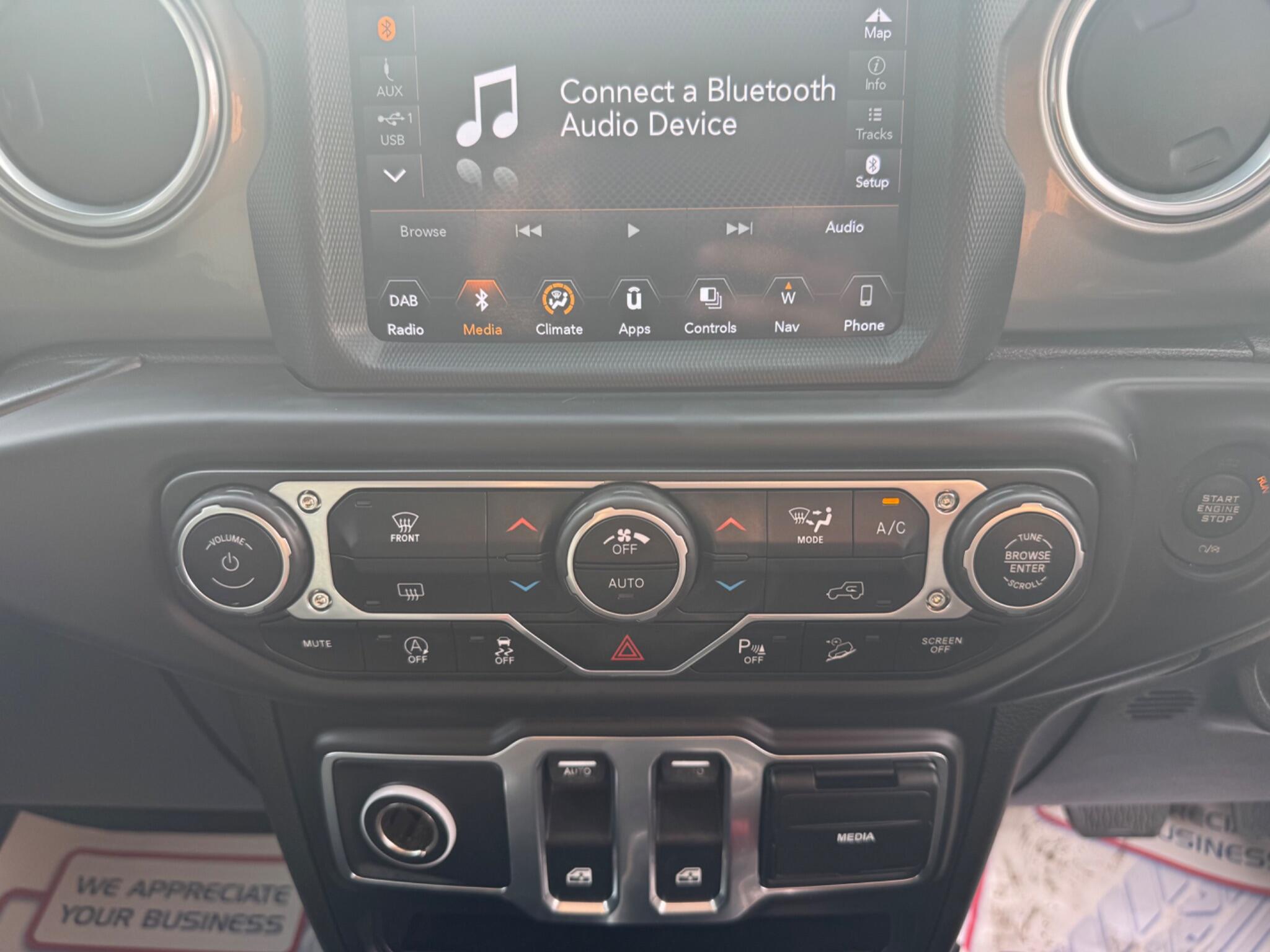 Jeep Wrangler view 43