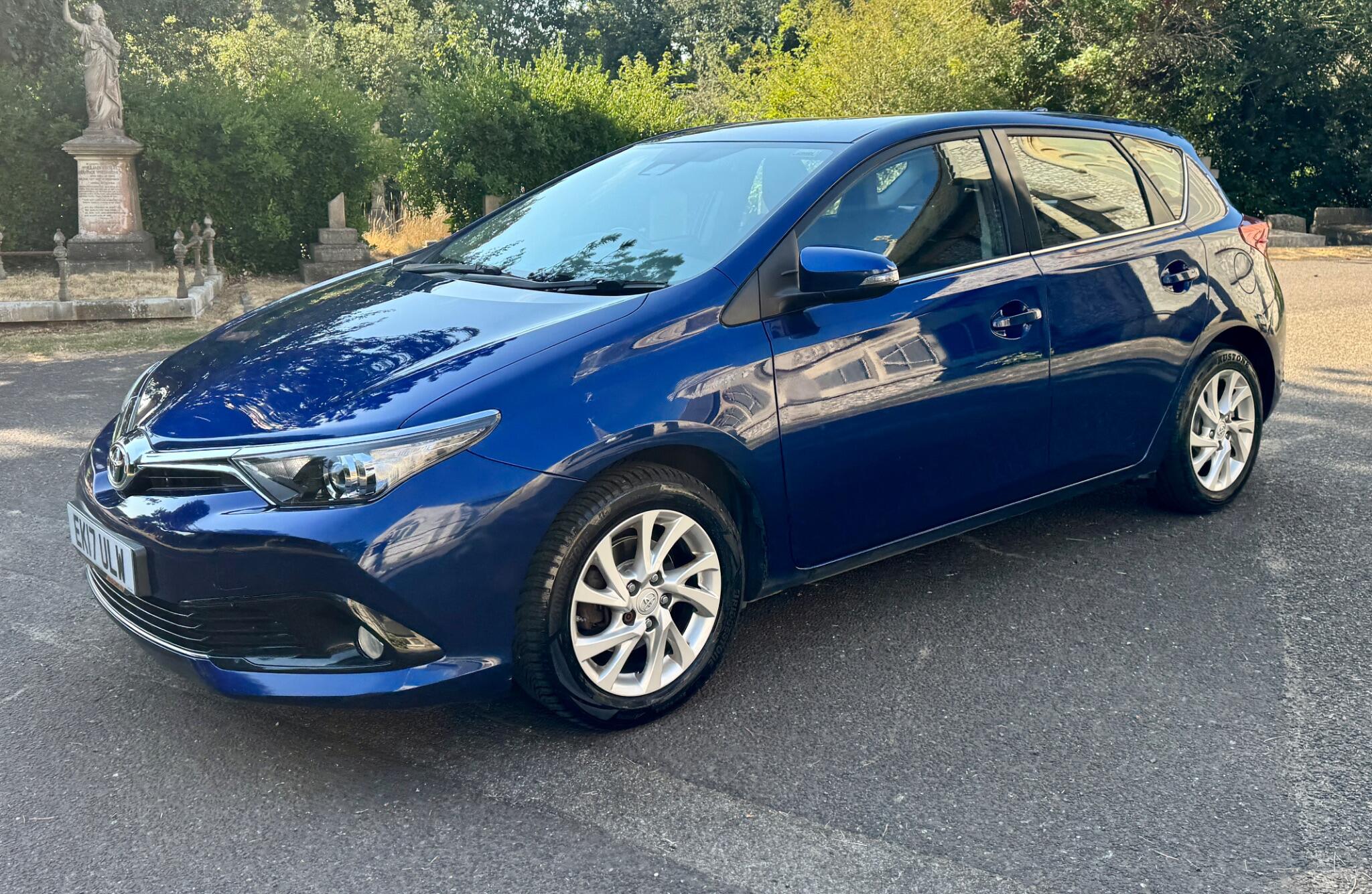 Toyota Auris view 8