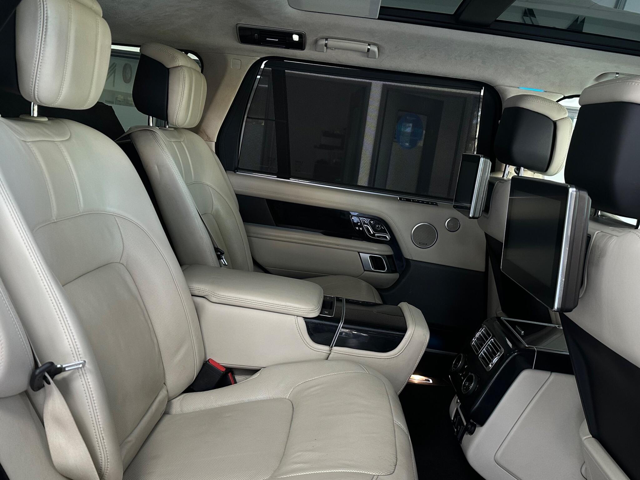 Land Rover Range Rover view 36