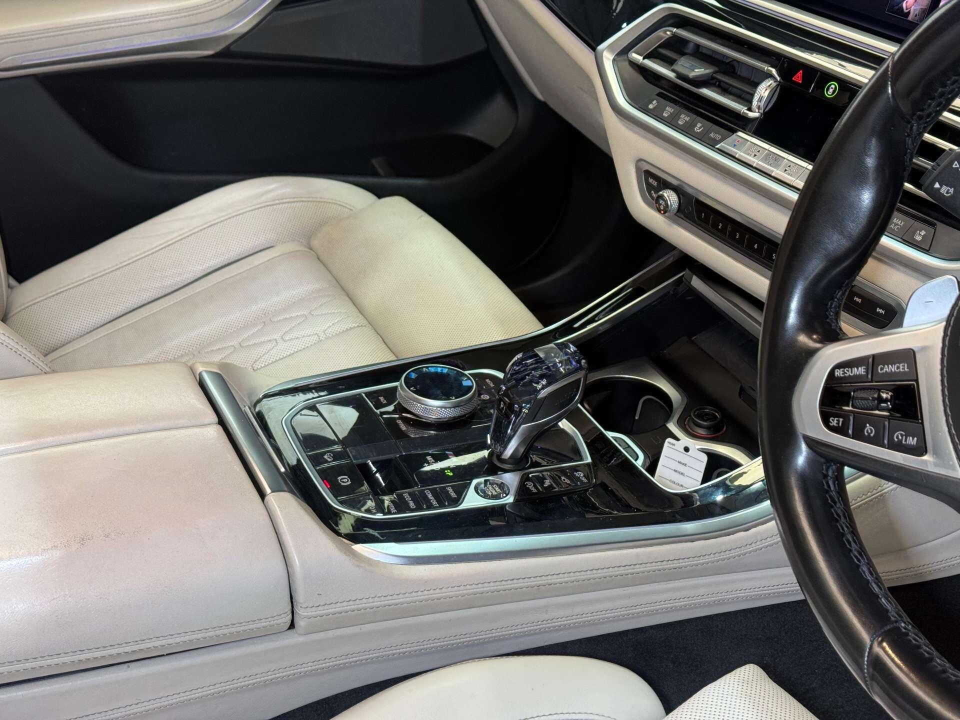 BMW X5 view 33