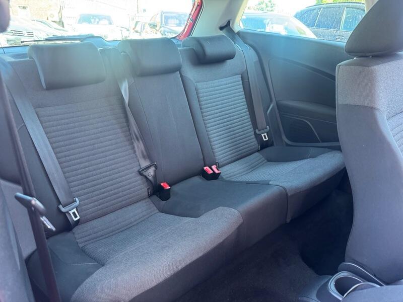 Volkswagen Polo view 13