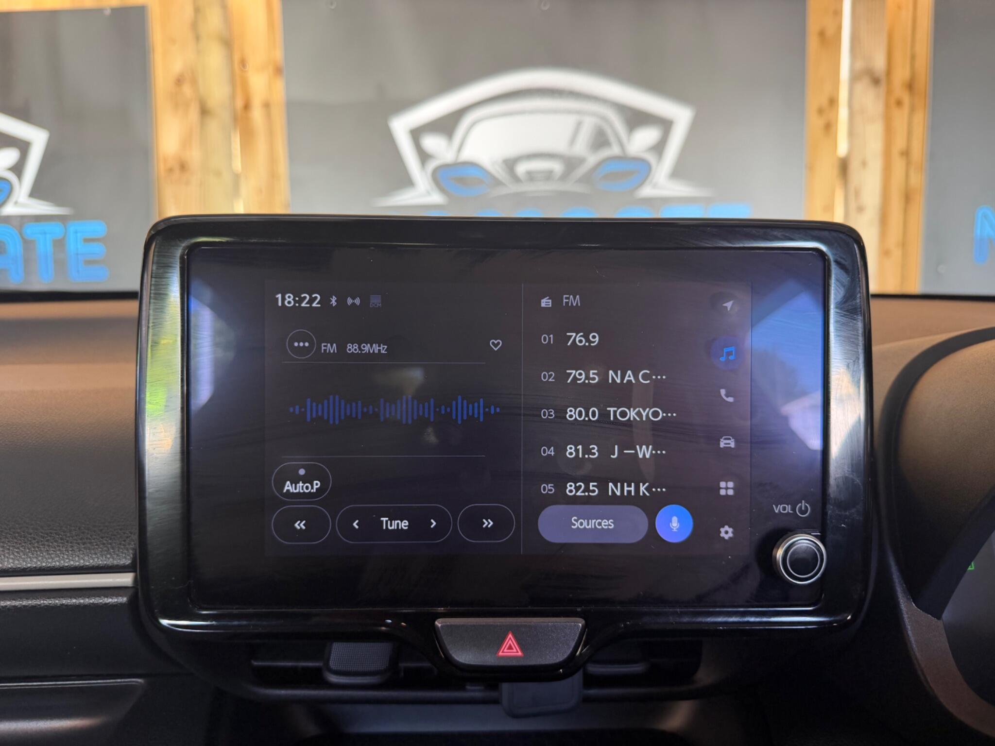 Toyota Yaris view 32